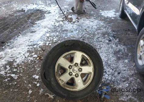 2011 Jeep Grand Cherokee Laredo from USA, damaged, VIN 1J4RS4GG3BC541194